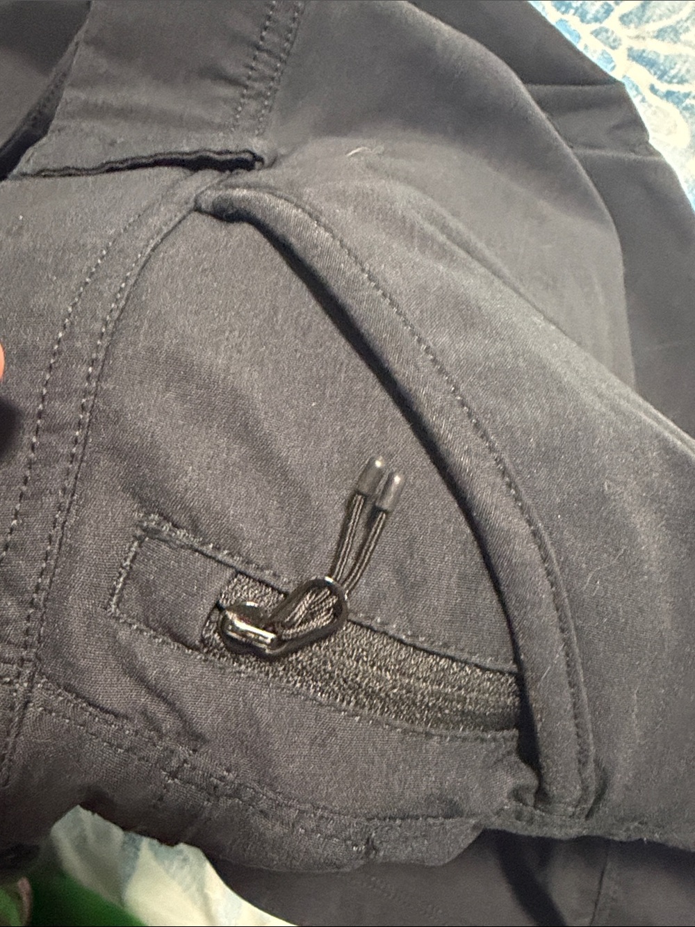 Duluth Trading Co Black Women's Cargo Shorts 16 - Picture 5 of 6
